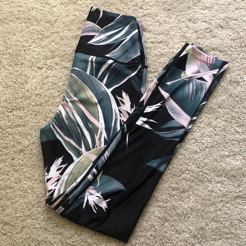 Carbon38 Leggings